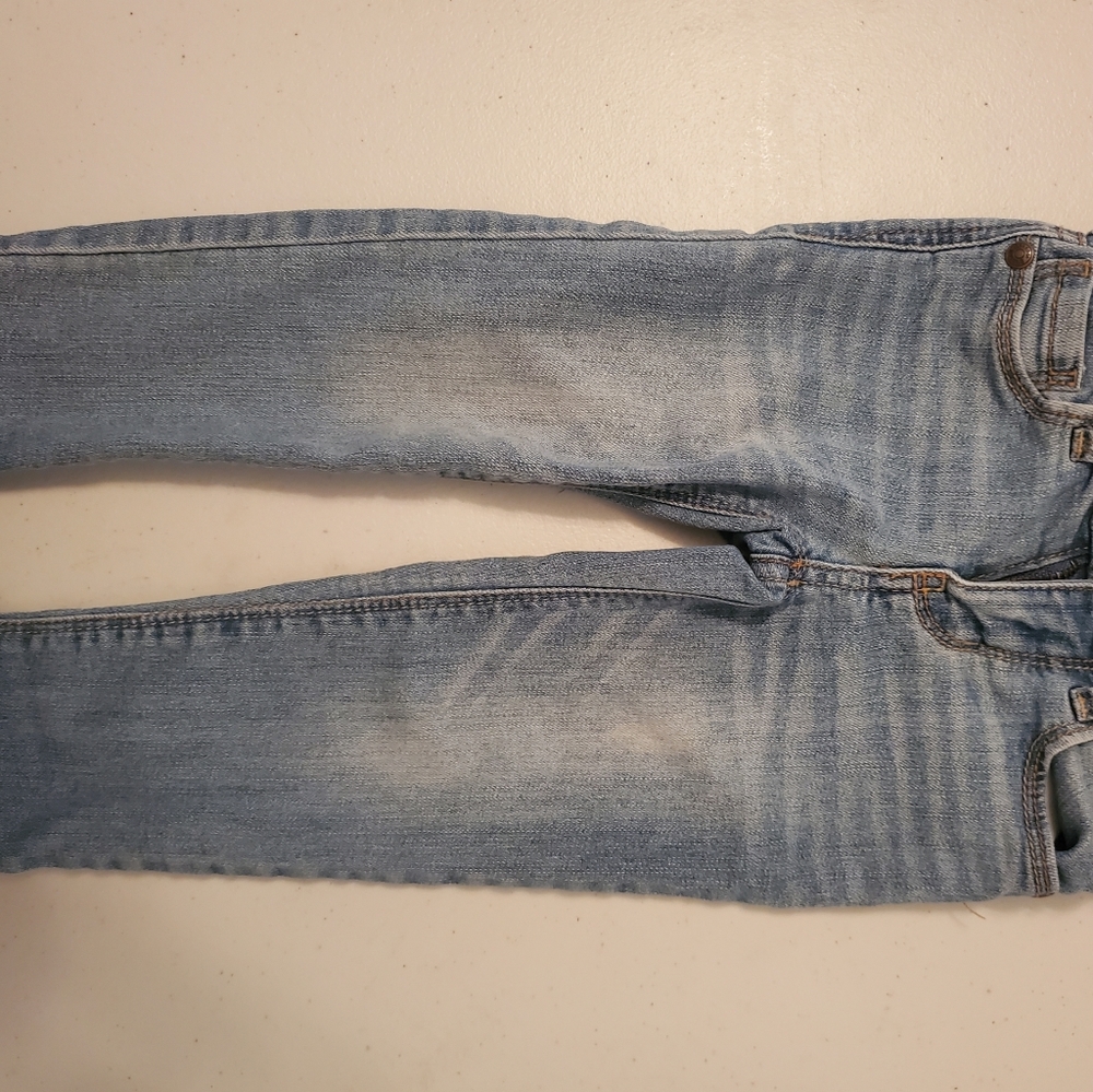 Girl's denim jeans size 2T light blue